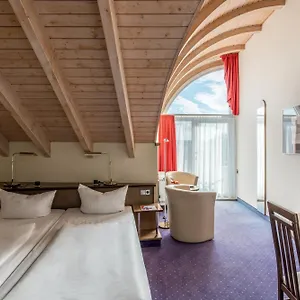 Aparthotel Azimut Dresden